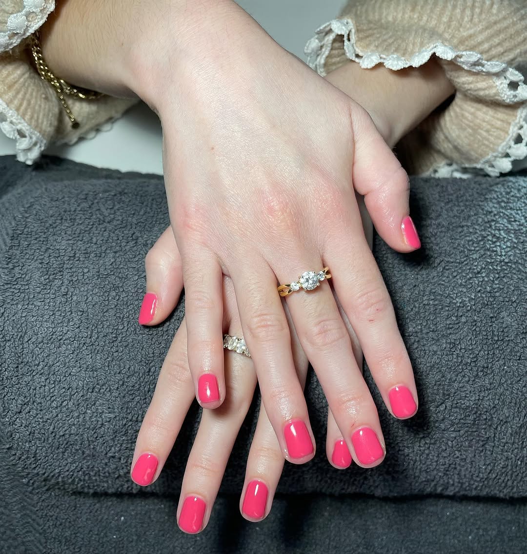 Gellak manicure in roze
